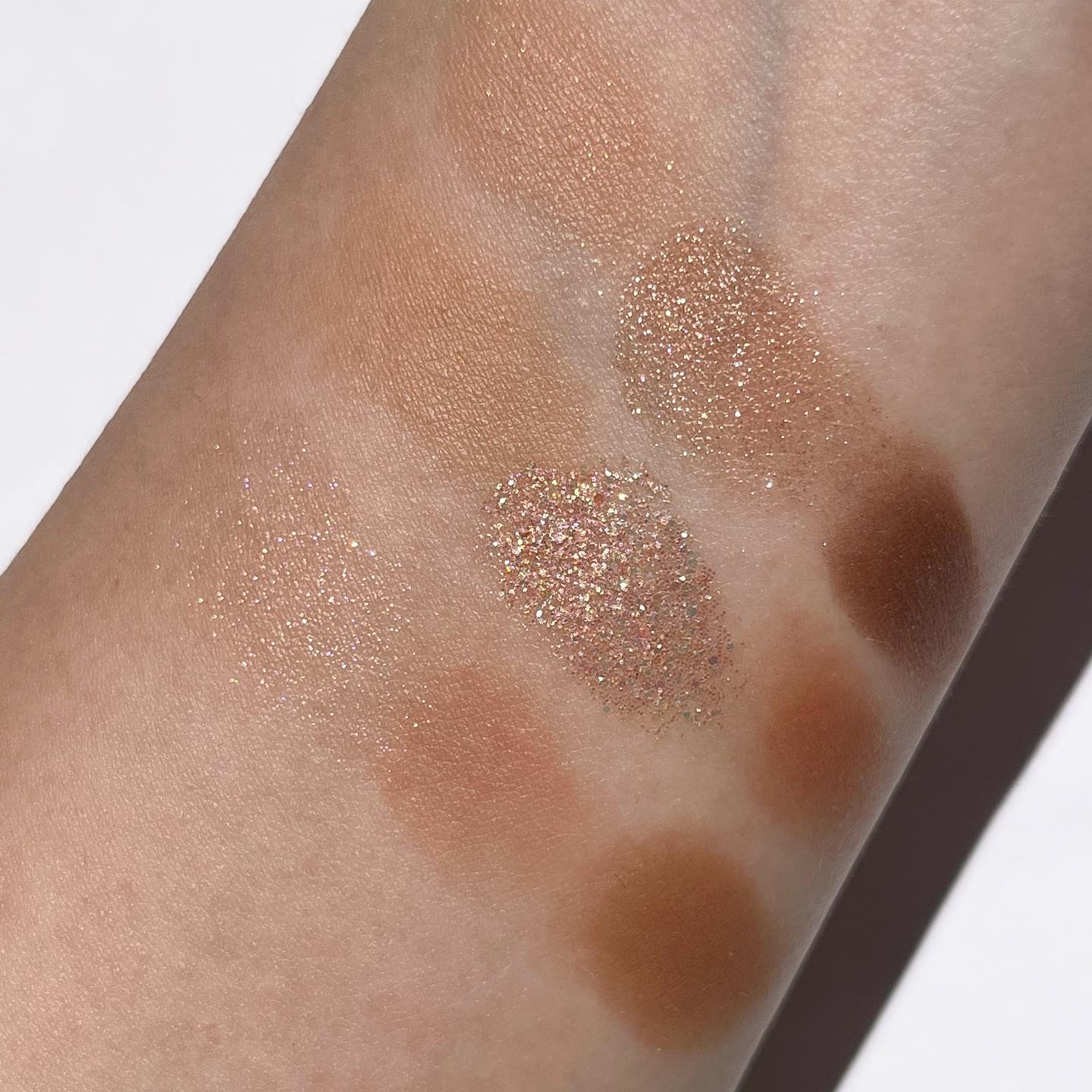 KEYBO FALL IN LOVE SHADOW PALETTE/keybo/アイシャドウパレットを使ったクチコミ（3枚目）