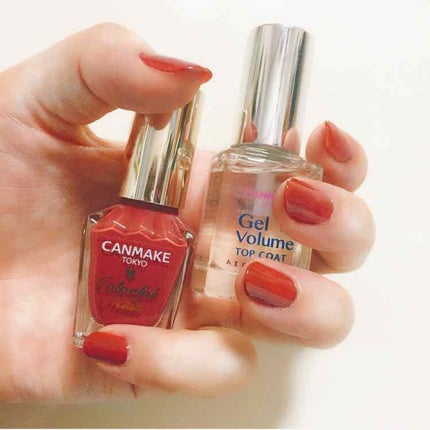 ジェルボリュームトップコート/キャンメイク/ネイルトップコートを使ったクチコミ(1枚目)