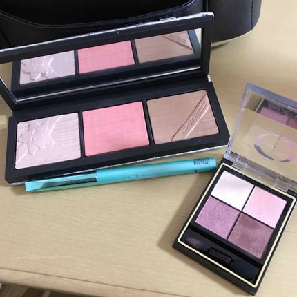 リアルクローズシャドウ/excel/アイシャドウパレットを使ったクチコミ(1枚目)