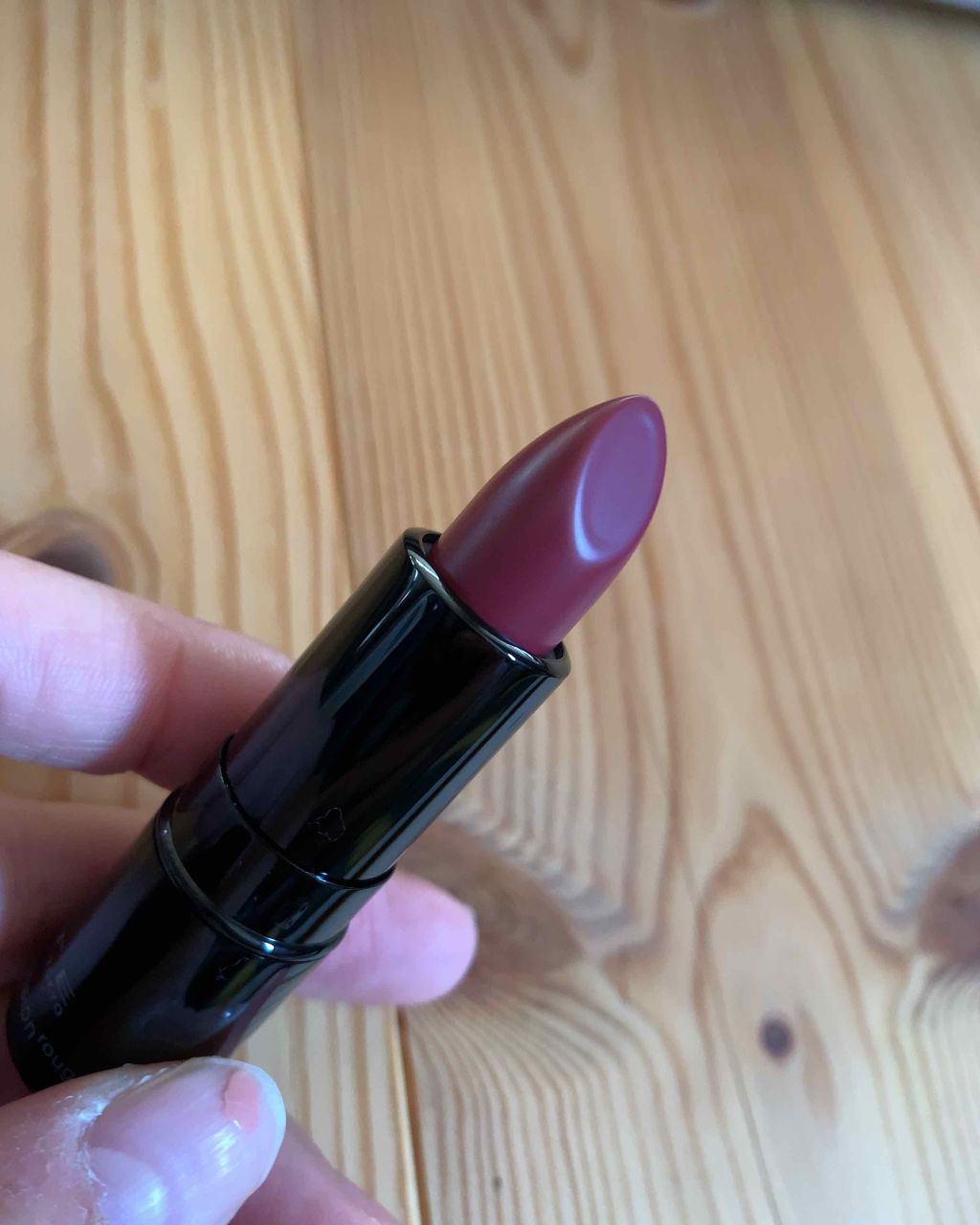 カラーハイビジョンルージュ/KATE/口紅を使ったクチコミ(2枚目)