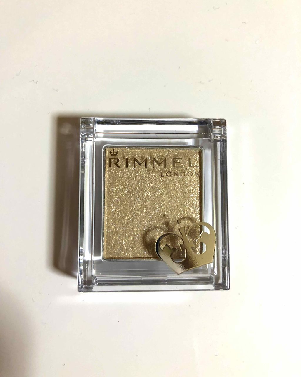 プリズム パウダーアイカラー/リンメル ロンドン/単色アイシャドウを使ったクチコミ（1枚目）