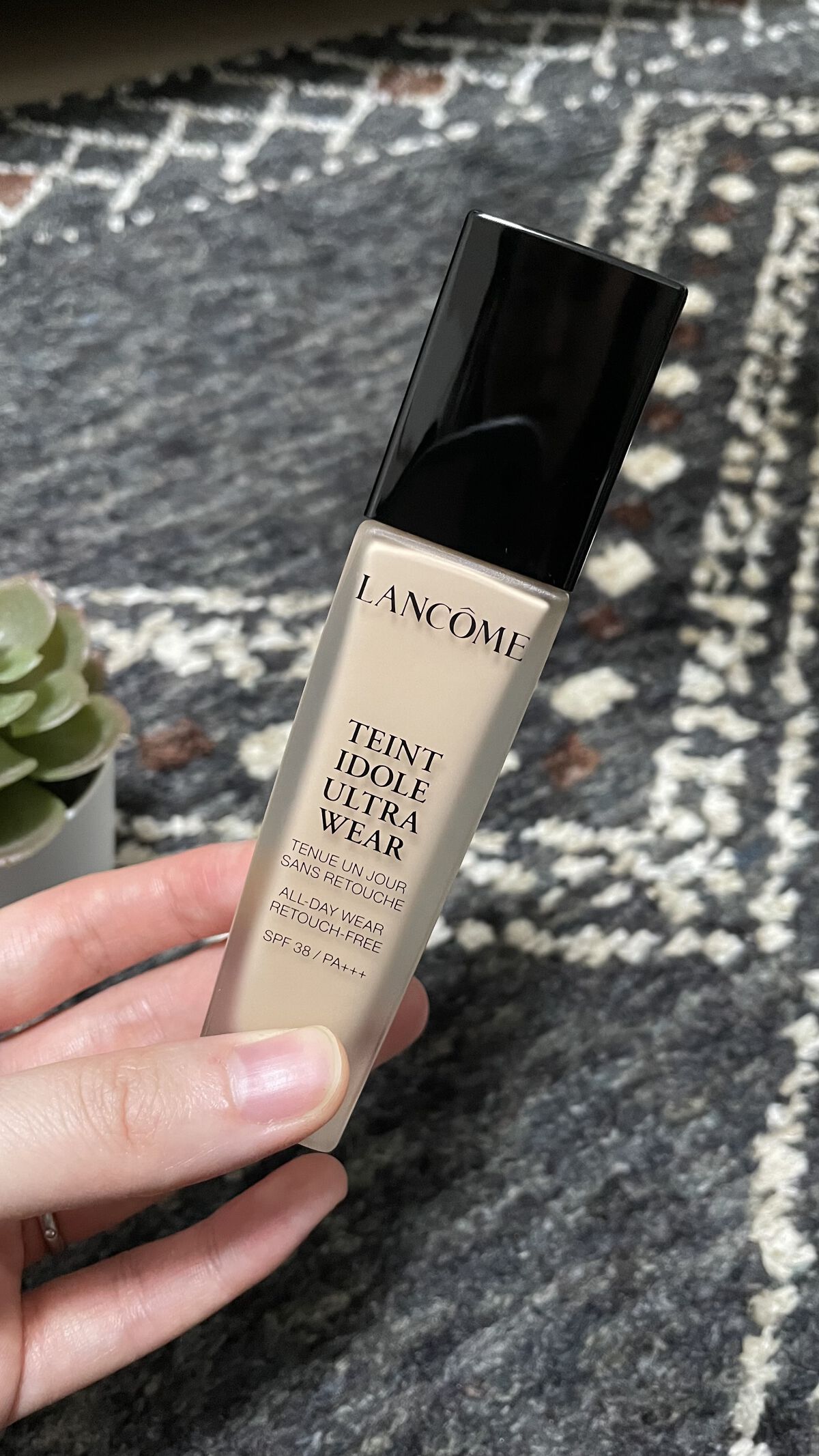 タンイドル ウルトラ ウェア リキッド/LANCOME/リキッドファンデーションを使ったクチコミ（1枚目）