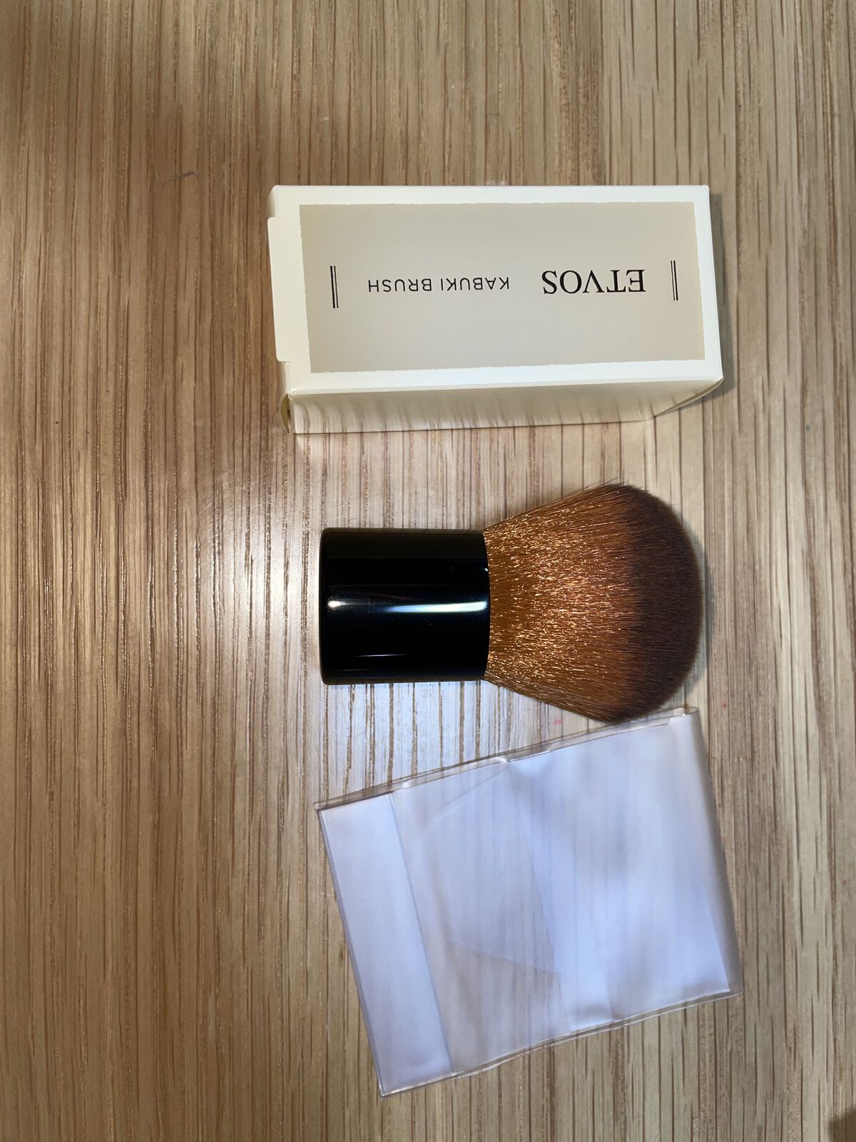 カブキブラシ(全長約7cm)/エトヴォス/メイクブラシを使ったクチコミ（3枚目）