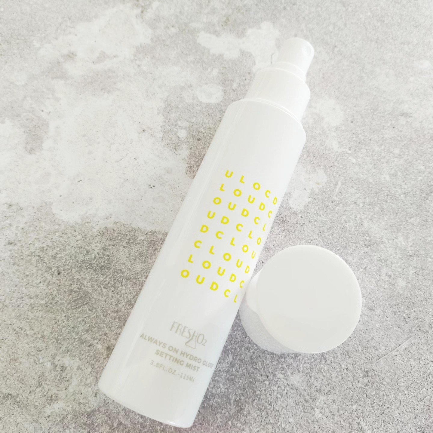 クラウドオールウェイズオン ハイドログロー メイクキー プミスト/FRESHO2/フィックスミストを使ったクチコミ（2枚目）