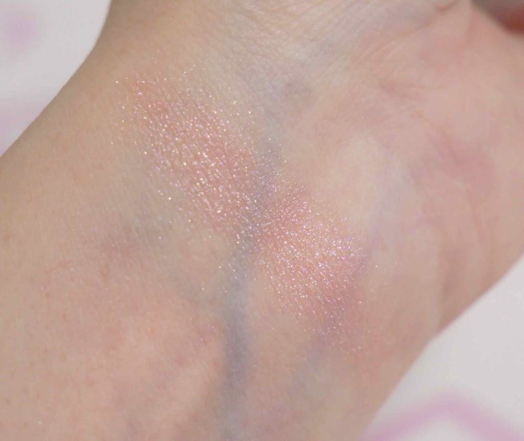 シャイニーシャドウ N/excel/単色アイシャドウを使ったクチコミ(3枚目)