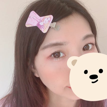 セリア 前髪クリップのクチコミ「こんな可愛い前髪クリップ100均で発見〜👀✨✨
ディズニーグッズが置いてあるところに置いてあ.....」(2枚目)