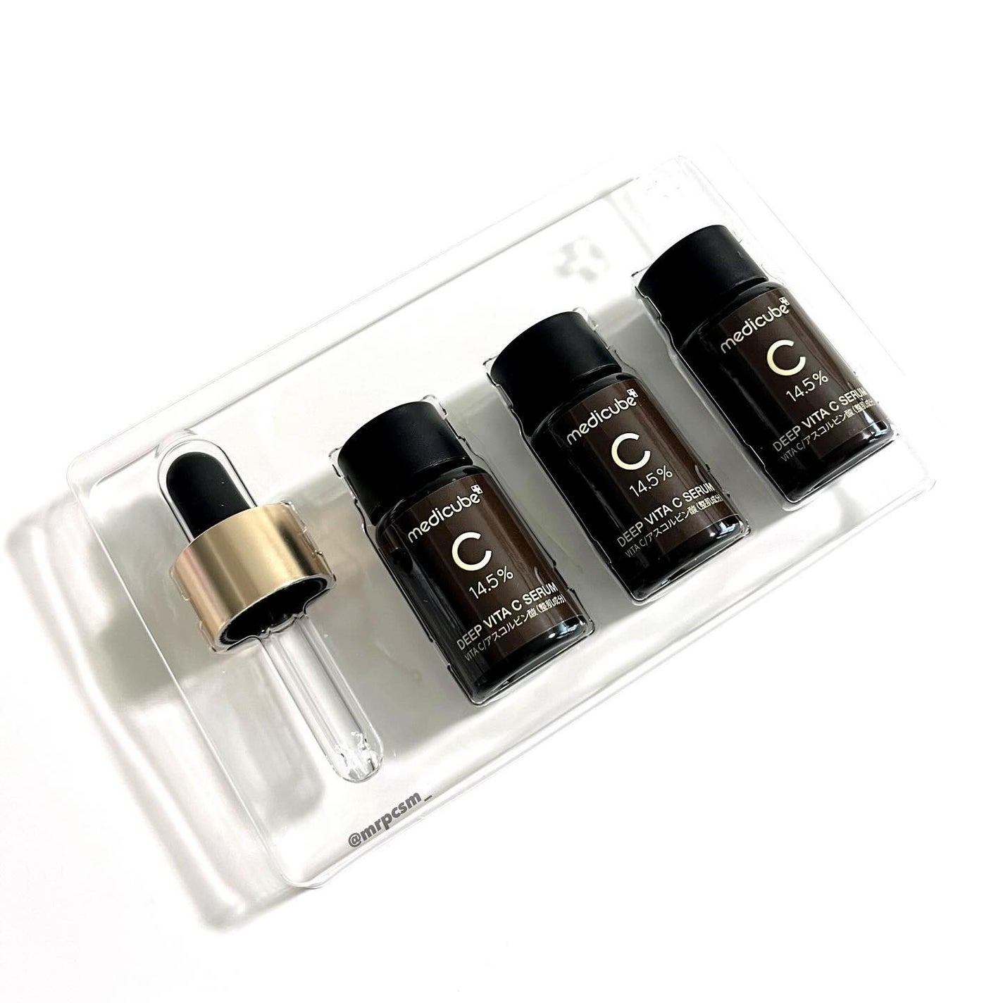 ディープビタCアンプル2.0/MEDICUBE/美容液を使ったクチコミ(2枚目)