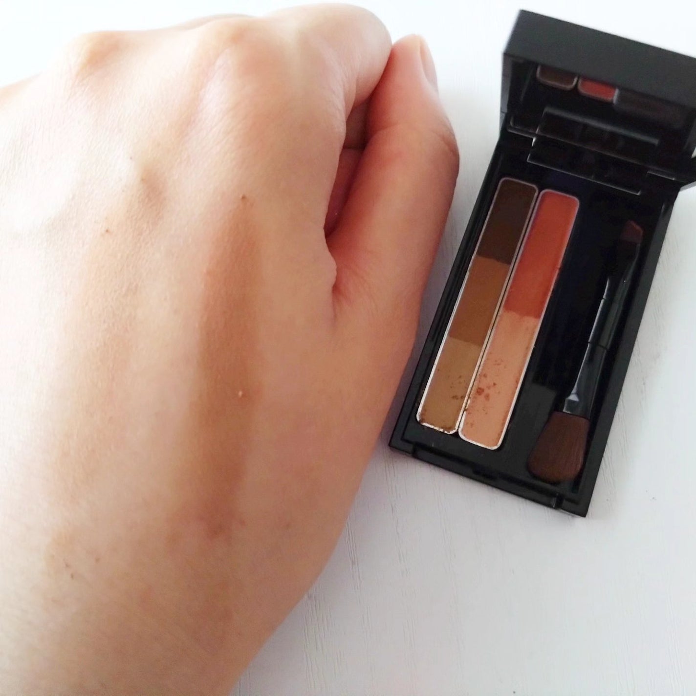 ケイト デザイニングアイブロウ3D/KATE/パウダーアイブロウを使ったクチコミ(4枚目)