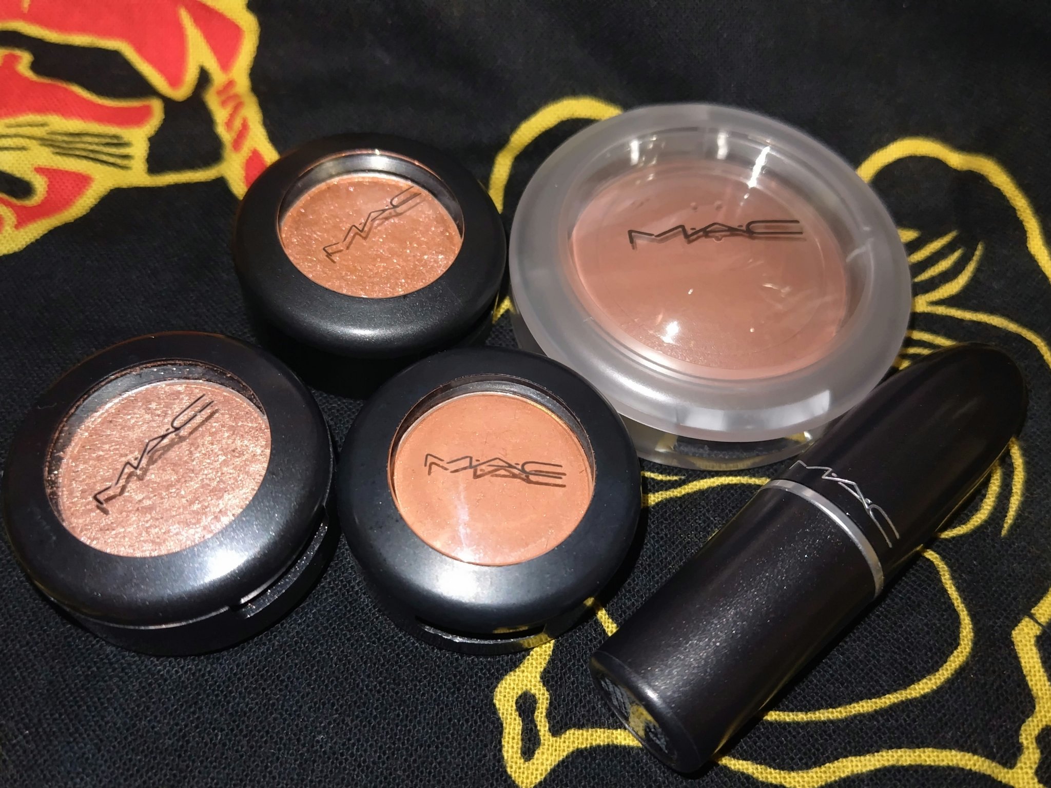 グロープレイ クッショニー ブラッシュ/M・A・C/ジェル・クリームチークを使ったクチコミ（1枚目）