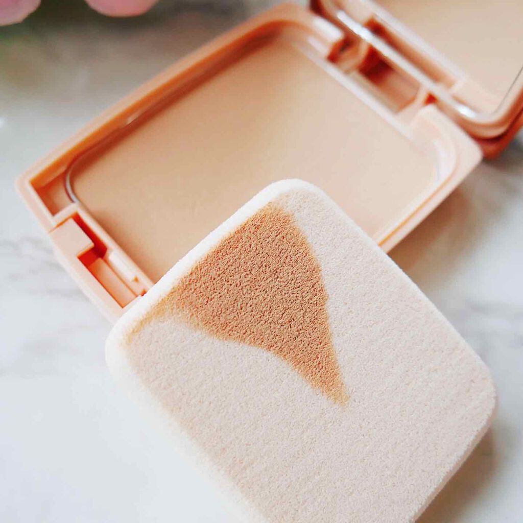 24 ミネラルモイストパウダーファンデ/24h cosme/パウダーファンデーションを使ったクチコミ（2枚目）