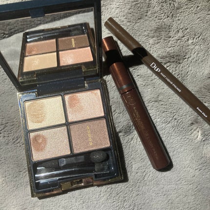 シグニチャー カラー アイズ/SUQQU/アイシャドウパレットを使ったクチコミ(2枚目)