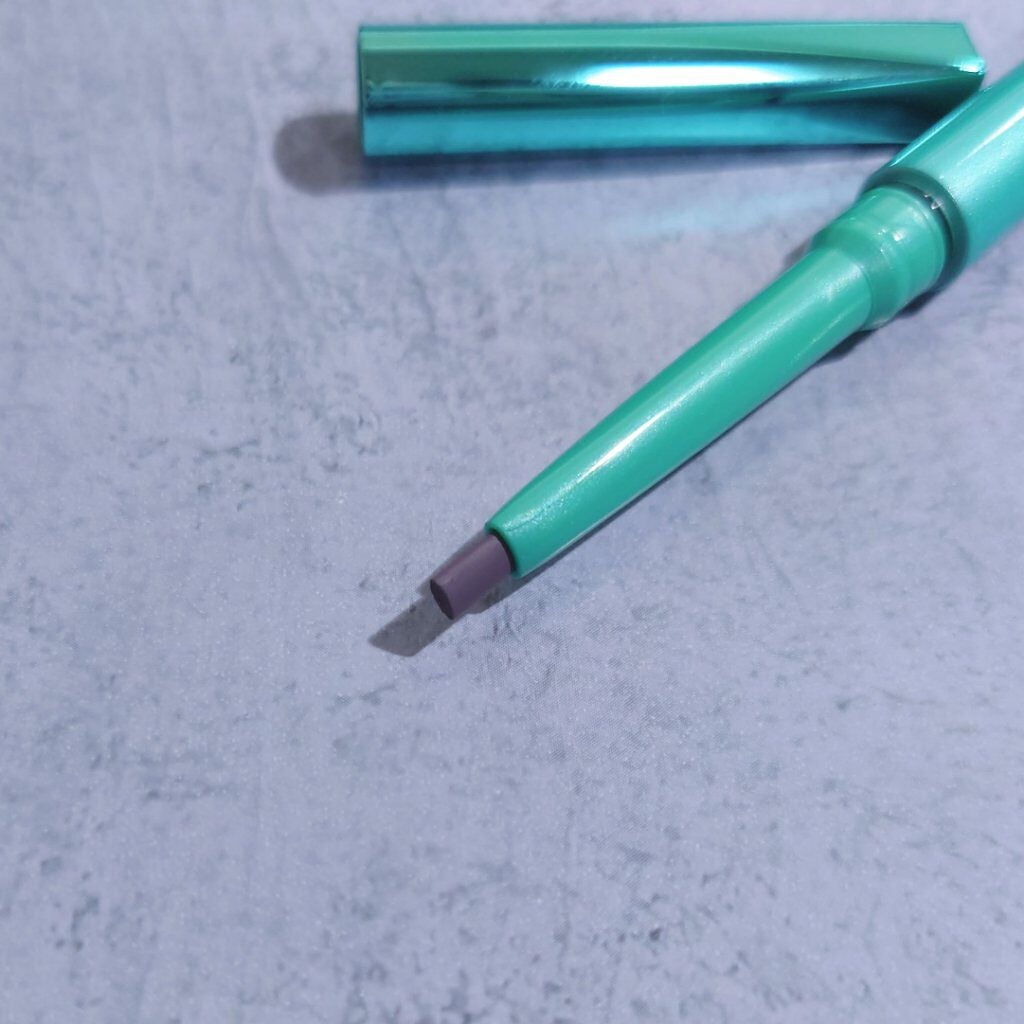 「密着アイライナー」クリームペンシル/デジャヴュ/ペンシルアイライナーを使ったクチコミ(2枚目)