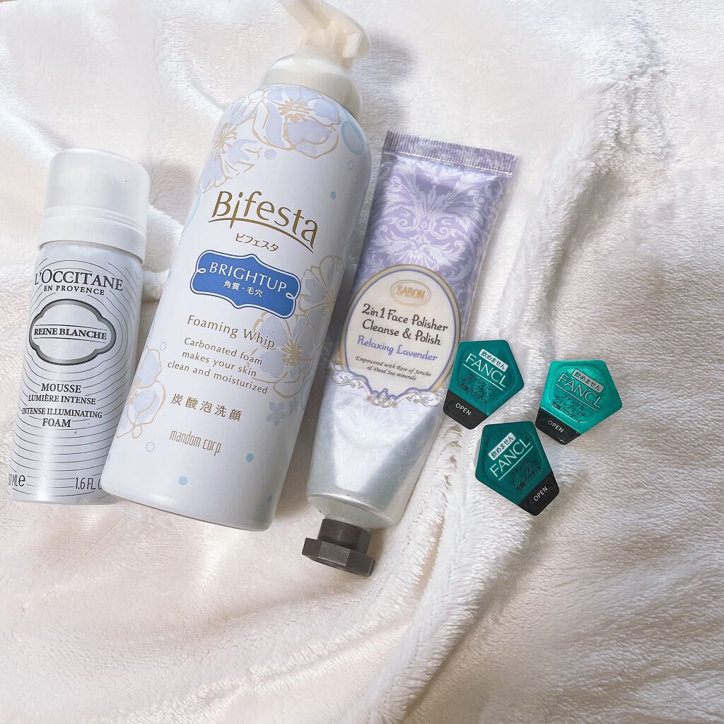 レーヌブランシュ イルミネイティングクレンジングフォーム 50ml/L'OCCITANE/洗顔フォームを使ったクチコミ（2枚目）