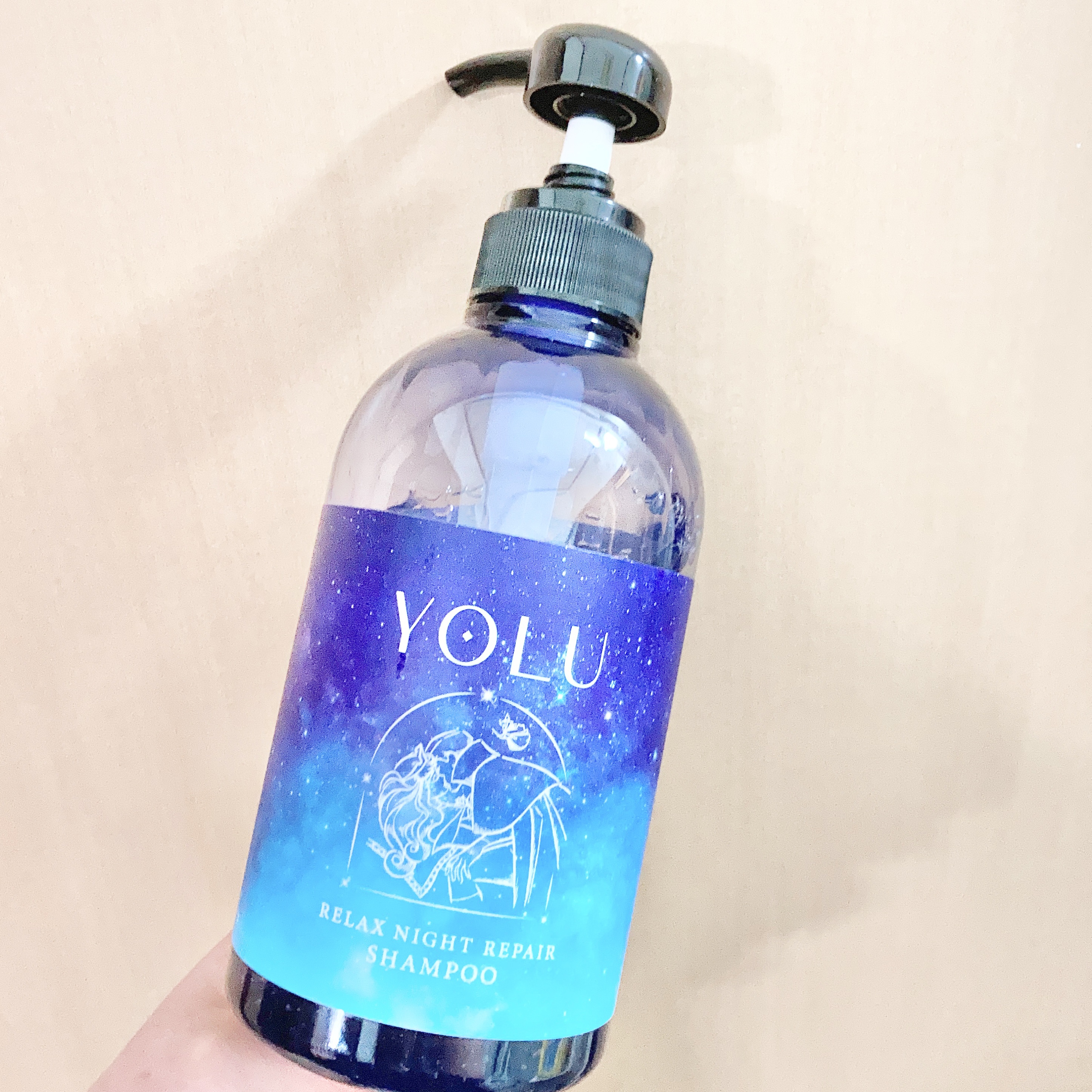 リラックスナイトリペア シャンプー／トリートメント シャンプー本体 475ml（限定デザイン）/YOLU/市販シャンプーを使ったクチコミ（1枚目）
