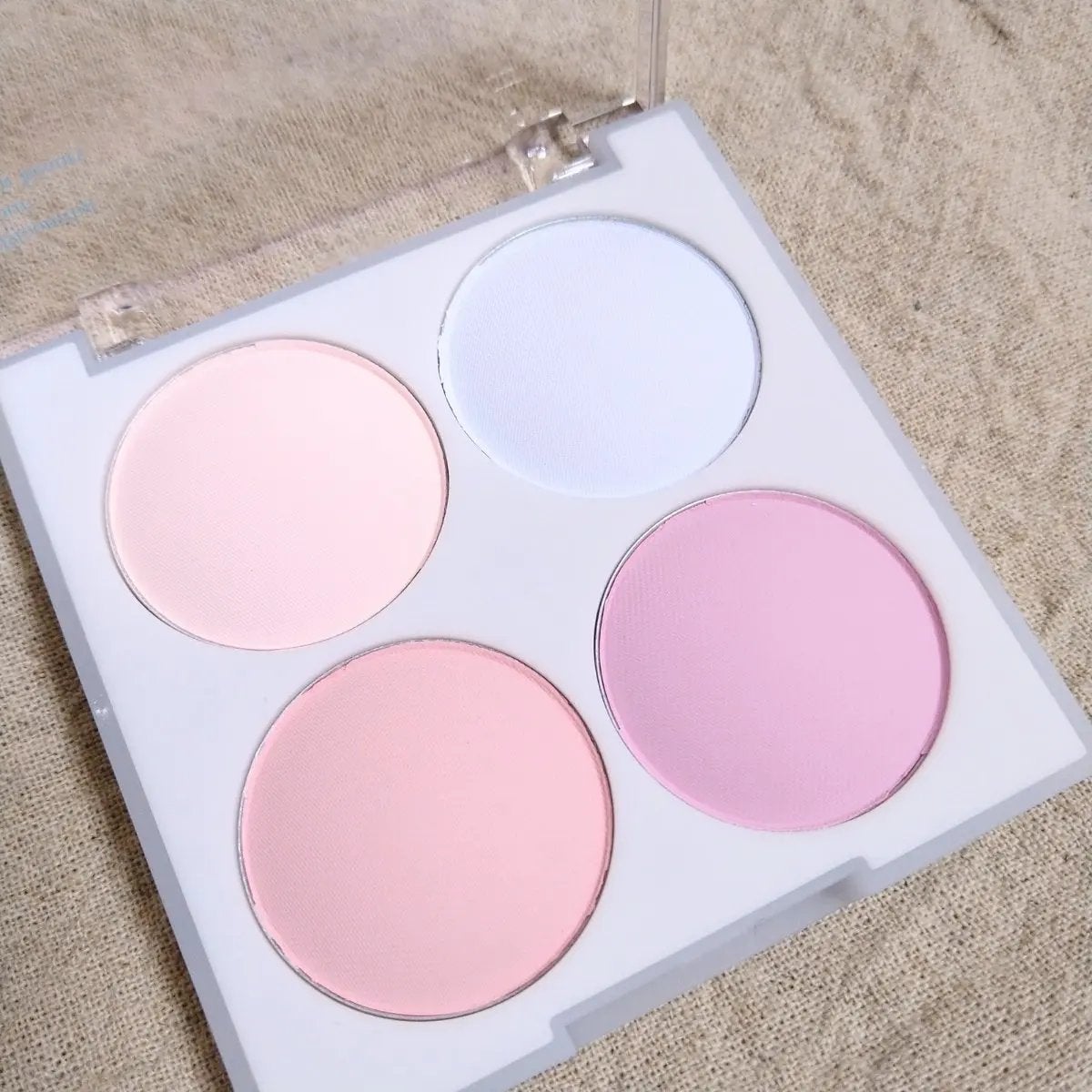 ブレンディングムードチーク/dasique/パウダーチークを使ったクチコミ(1枚目)