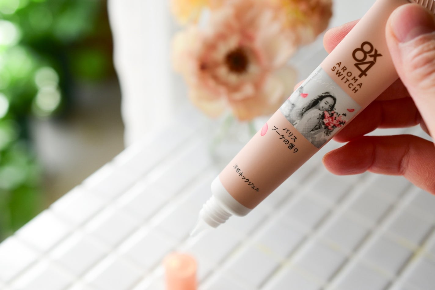 8x4 アロマスイッチ 涼感ネックジェル パリスブーケの香り/8x4/デオドラント・制汗剤を使ったクチコミ(3枚目)