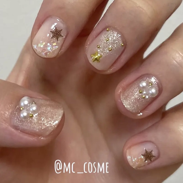 #ロムアンドネイル,#プチプラネイル,#ラメネイル,#クリスマスネイル,#冬ネイル,#ウィンターネイル,#キャンメイク_ネイル,#ダイソー_ネイル,#キャンドゥ_ネイルのネイルデザイン