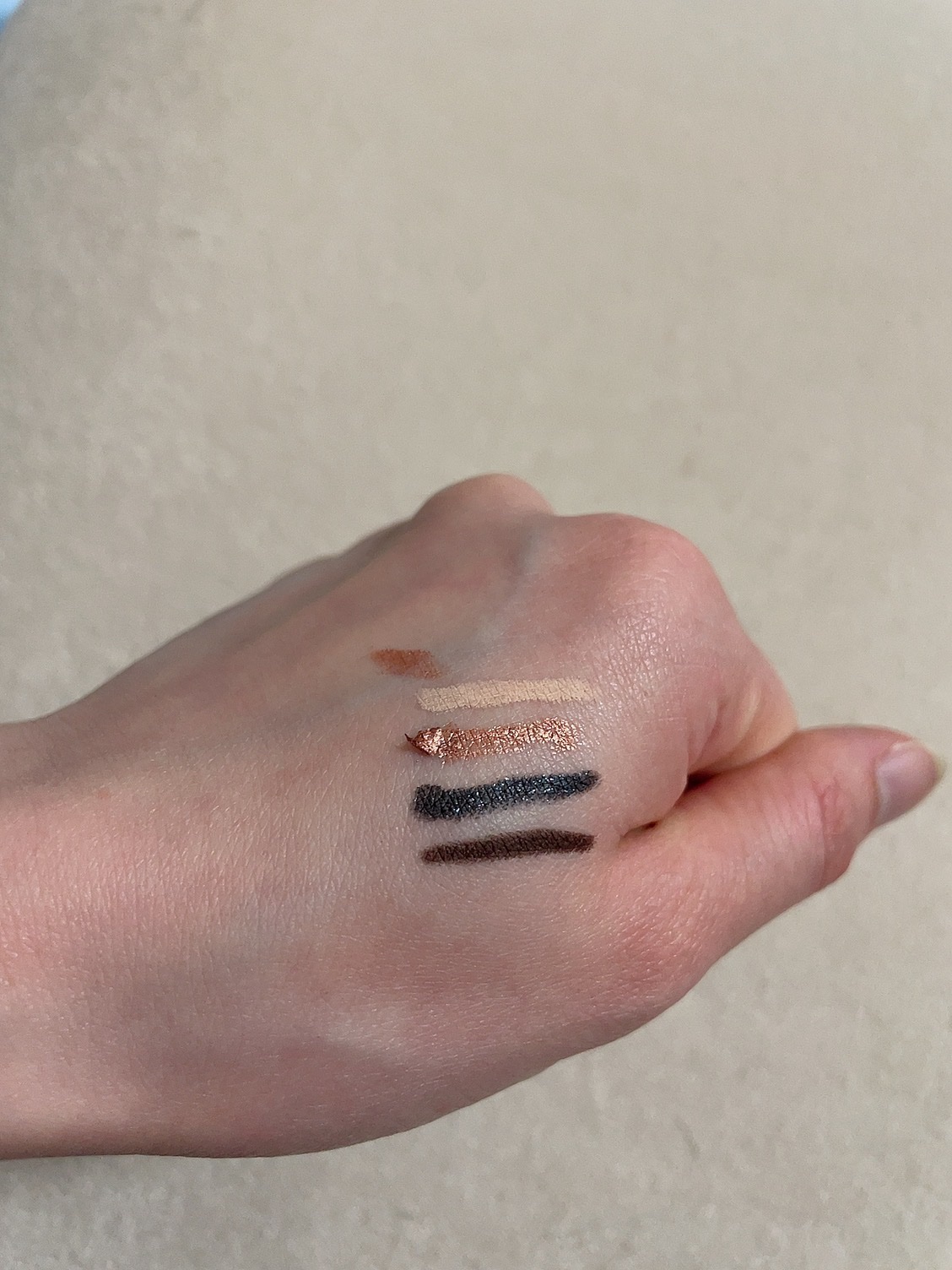 ウォータープルーフペンシルアイライナー 01 MIDNIGHT BLACK/SISTER ANN/ペンシルアイライナーを使ったクチコミ（3枚目）