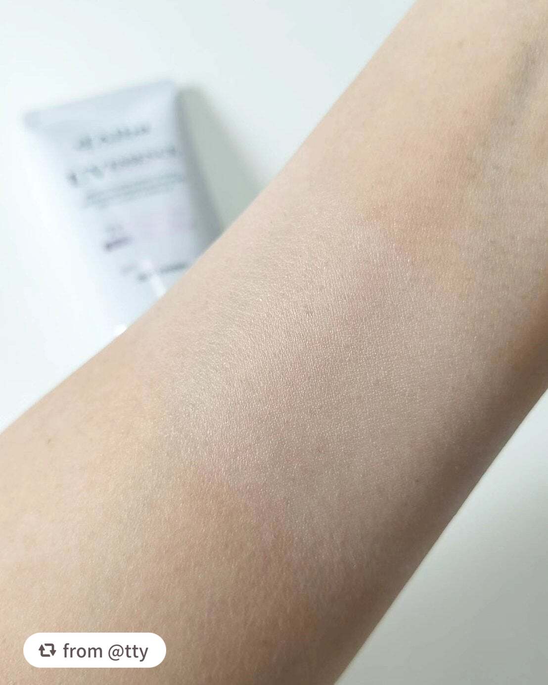 ダルバ ウォータフル トーンアップ サンクリーム(パープル)/ダルバ/日焼け止めクリームを使ったクチコミ(4枚目)