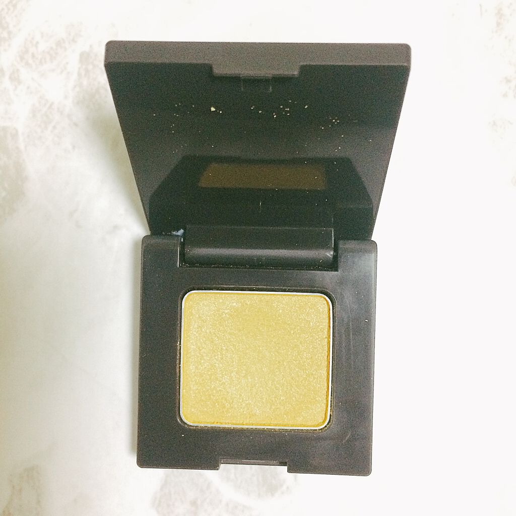 ニュアンス アイシャドウ/OSAJI/単色アイシャドウを使ったクチコミ（2枚目）