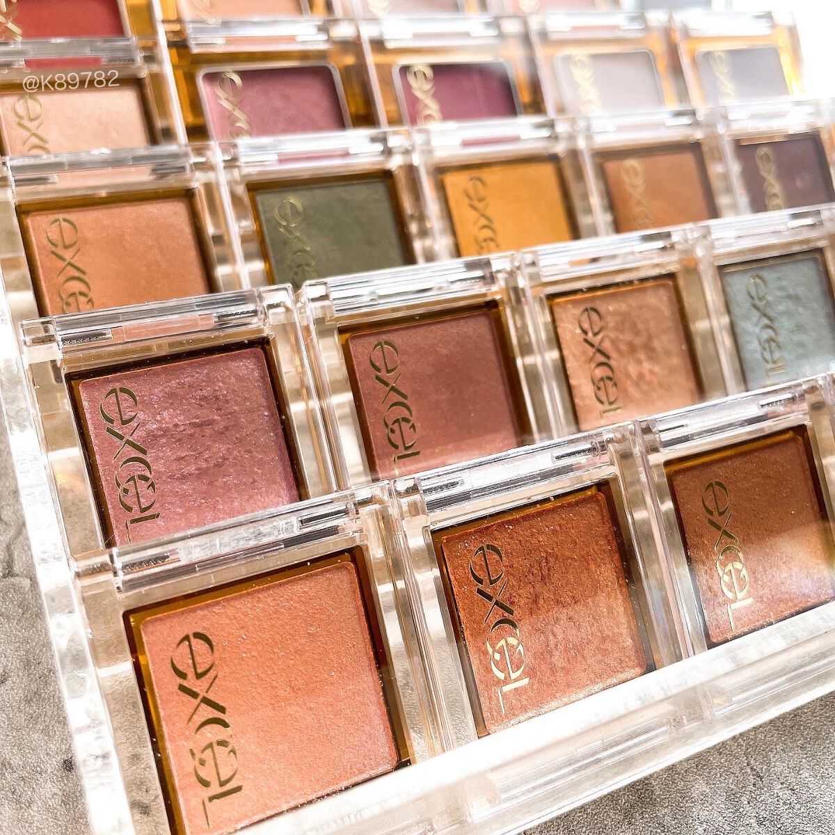 アイプランナー/excel/単色アイシャドウを使ったクチコミ（1枚目）