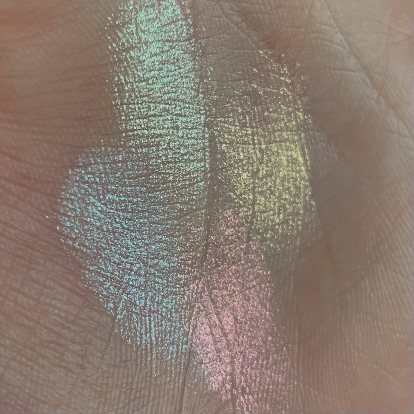 ayaka on LIPS 「#colorgram#glitterdory#tintindo..」(5枚目)