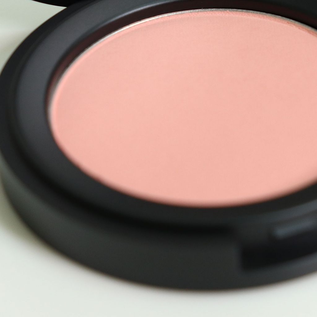 常岡珠希 on LIPS 「お気に入り上品仕上がりチーク!#ベアミネラルジェンヌードパウダ..」(2枚目)