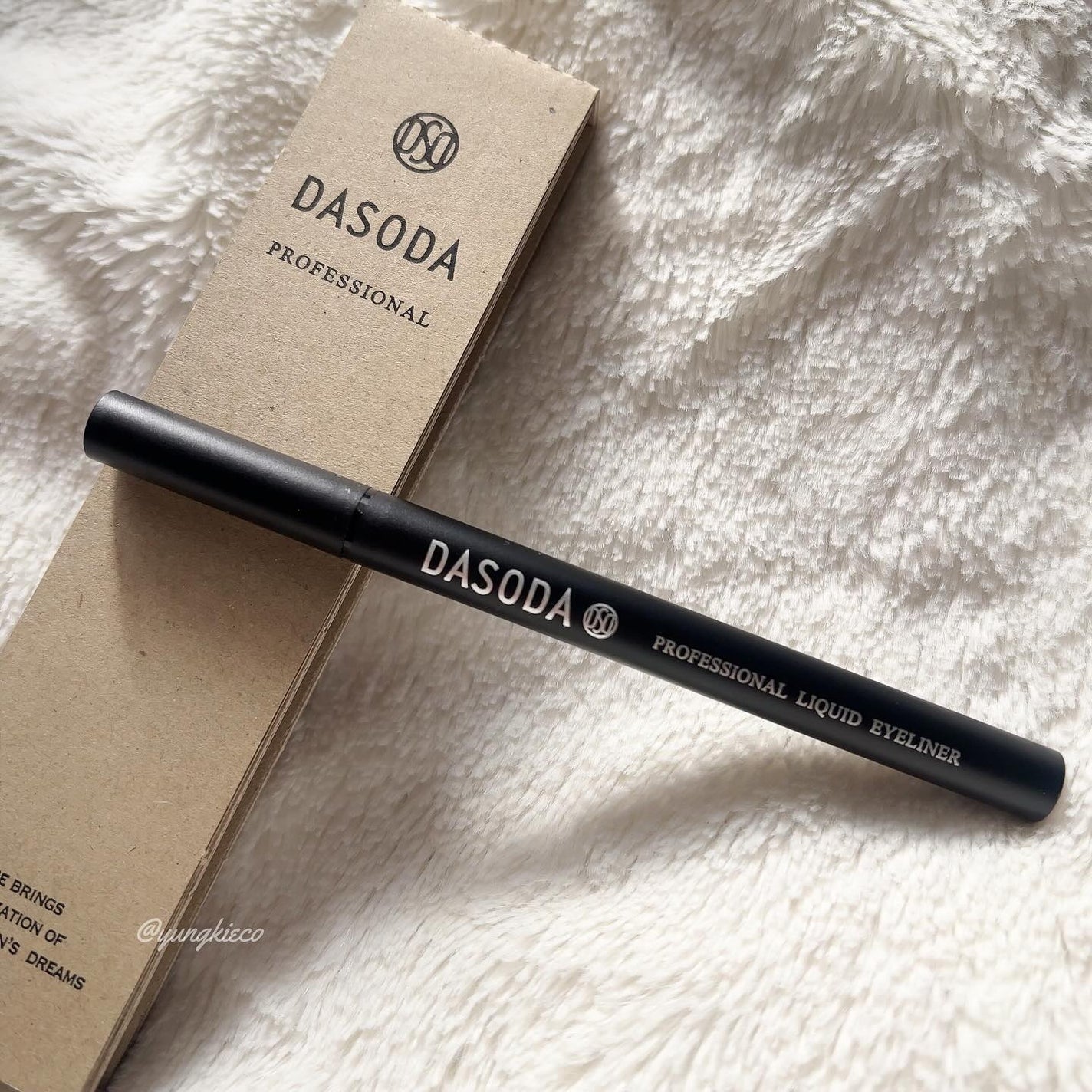 ダソダ プロフェッショナル リキッドアイライナー/DASODA/リキッドアイライナーを使ったクチコミ(1枚目)