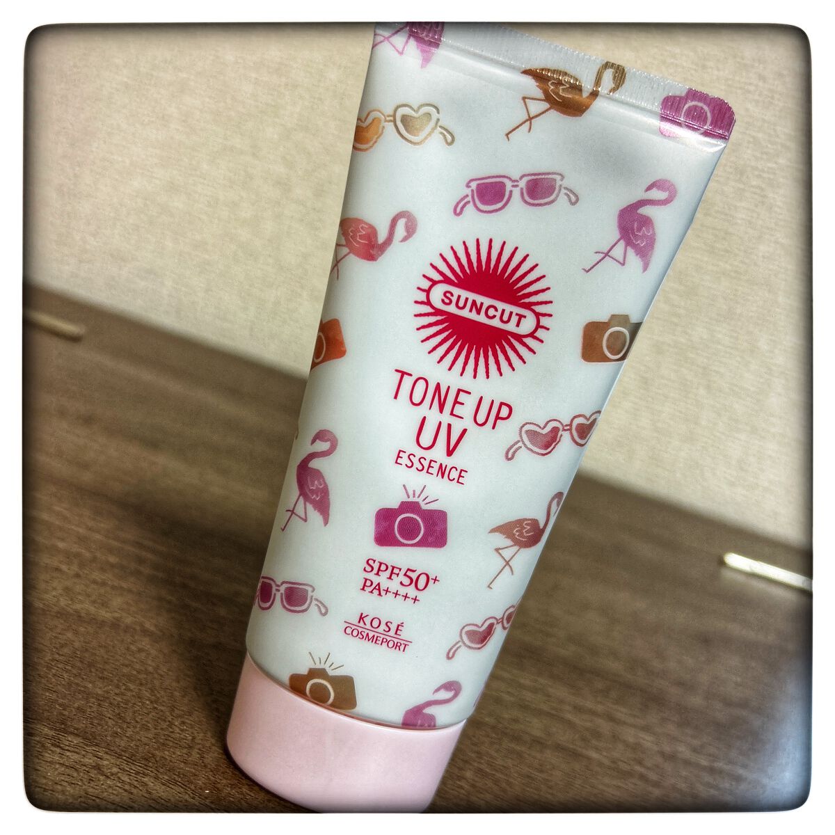 トーンアップUV エッセンス ピンクフラミンゴ/サンカット®/日焼け止めローションを使ったクチコミ（2枚目）