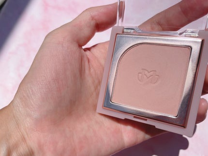 フラッターブラッシャー 05 ロージーブリーズ/mude/パウダーチークを使ったクチコミ(3枚目)