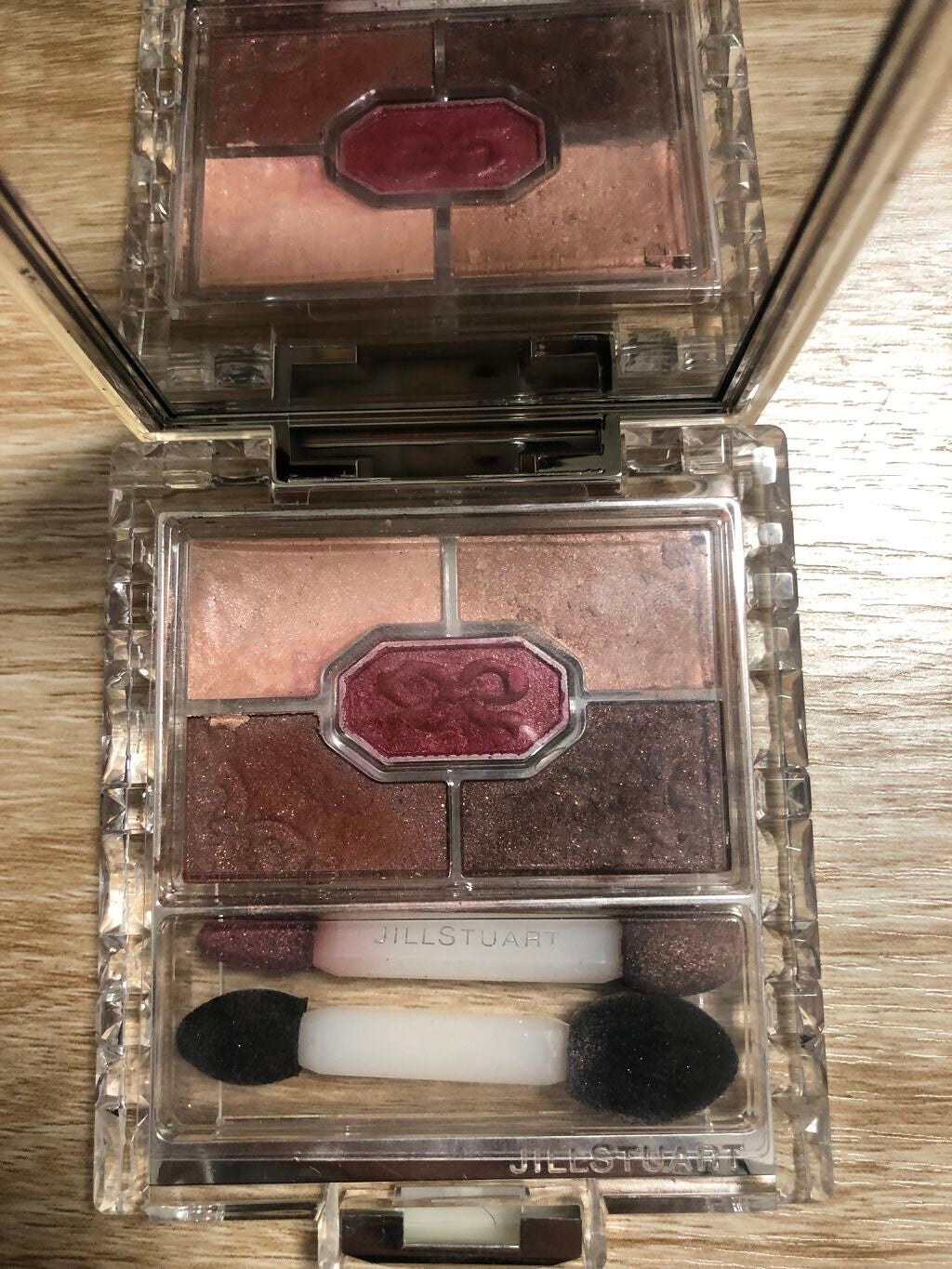 リボンクチュール アイズ/JILL STUART/アイシャドウパレットを使ったクチコミ(3枚目)