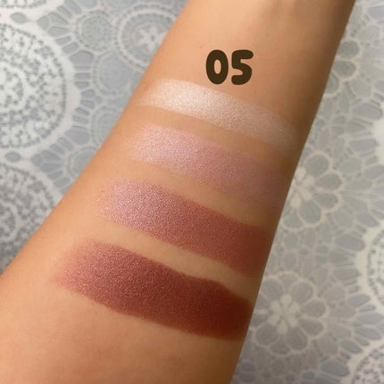 シルキースフレアイズ/キャンメイク/アイシャドウパレットを使ったクチコミ(4枚目)