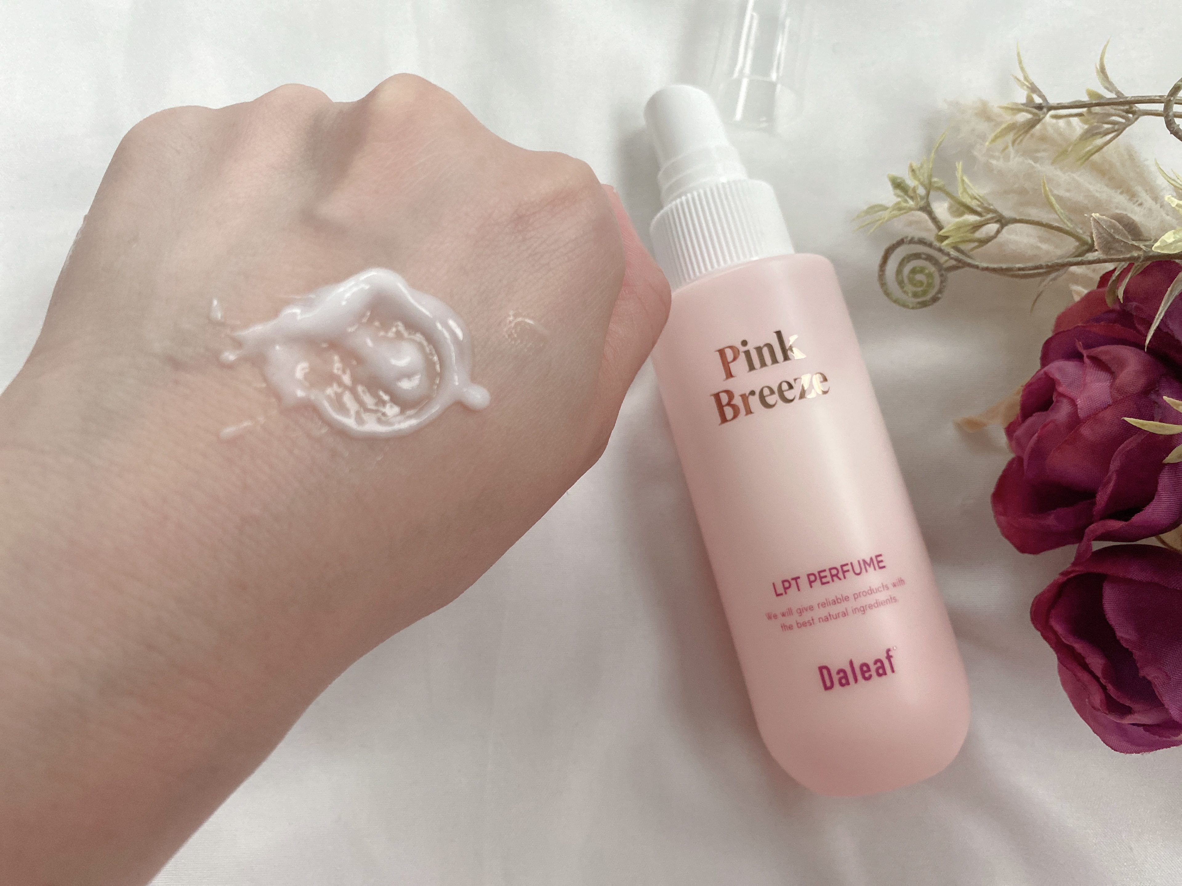 パフュームヘアパックインミスト Pink Breeze/Daleaf/アウトバストリートメントを使ったクチコミ（3枚目）