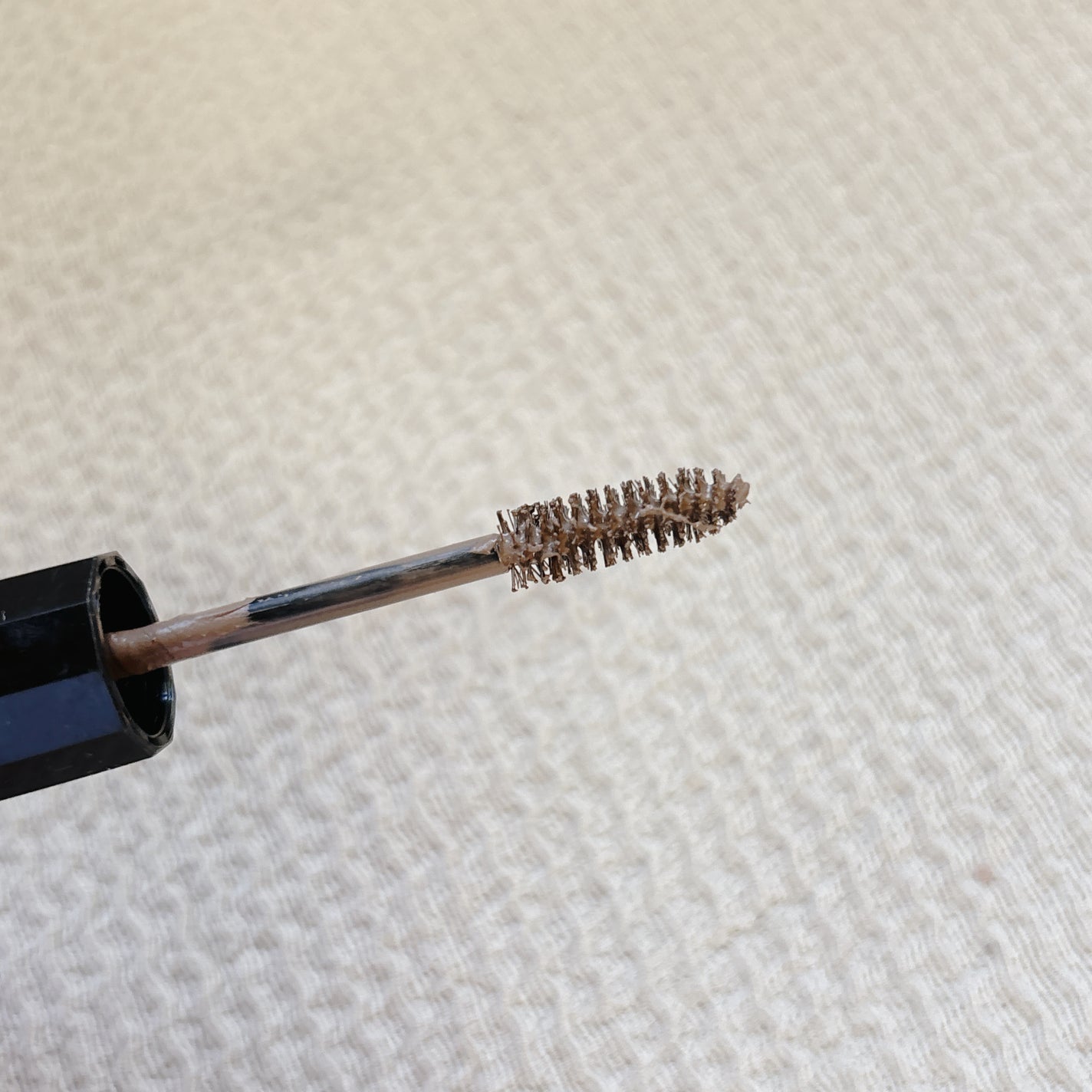 ヘビーローテーション カラーリングアイブロウEX/ヘビーローテーション/眉マスカラを使ったクチコミ(2枚目)