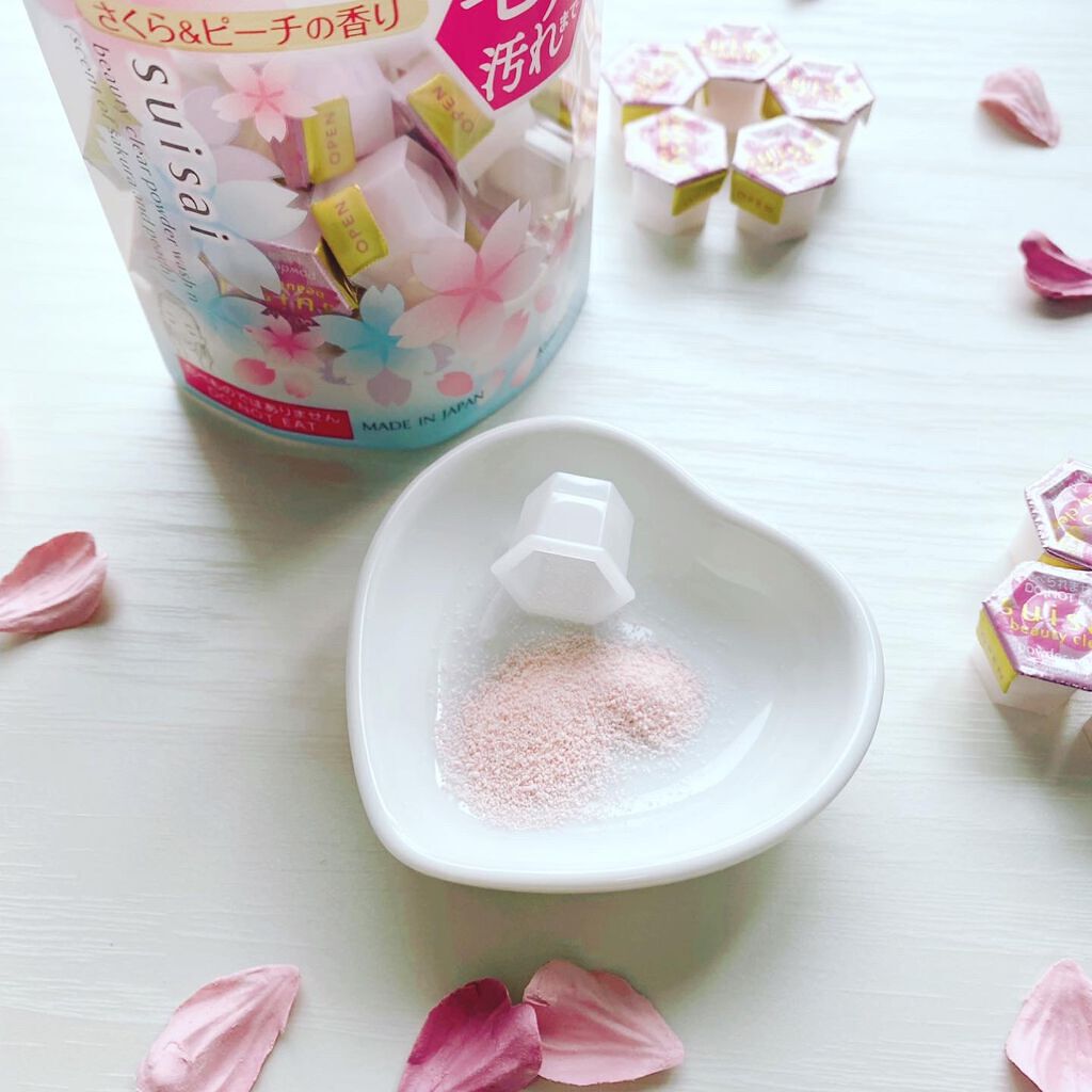 スイサイ ビューティクリア パウダーウォッシュN さくら＆ピーチの香り(限定)/suisai/洗顔パウダーを使ったクチコミ（3枚目）