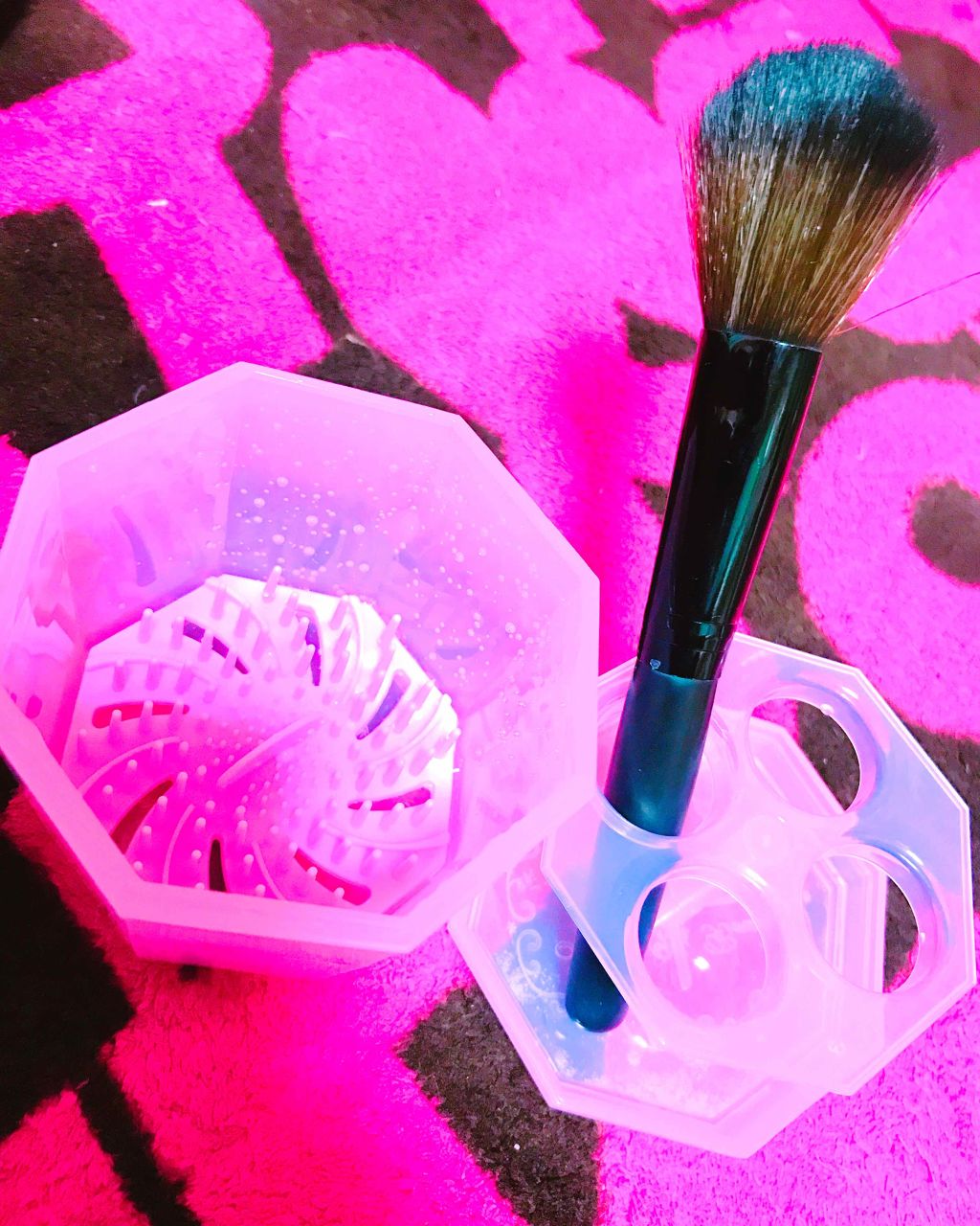 メイクブラシクリーナー/DAISO/その他化粧小物を使ったクチコミ(3枚目)