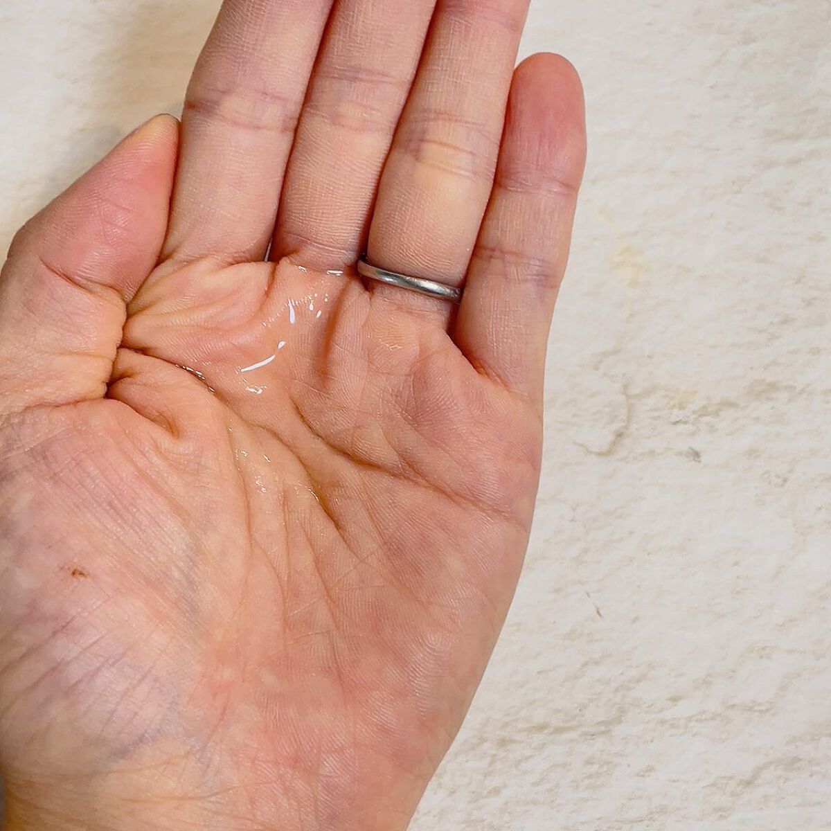 マドンナ リリ ヘアオイル/MADONNA LILI/ヘアオイルを使ったクチコミ（3枚目）