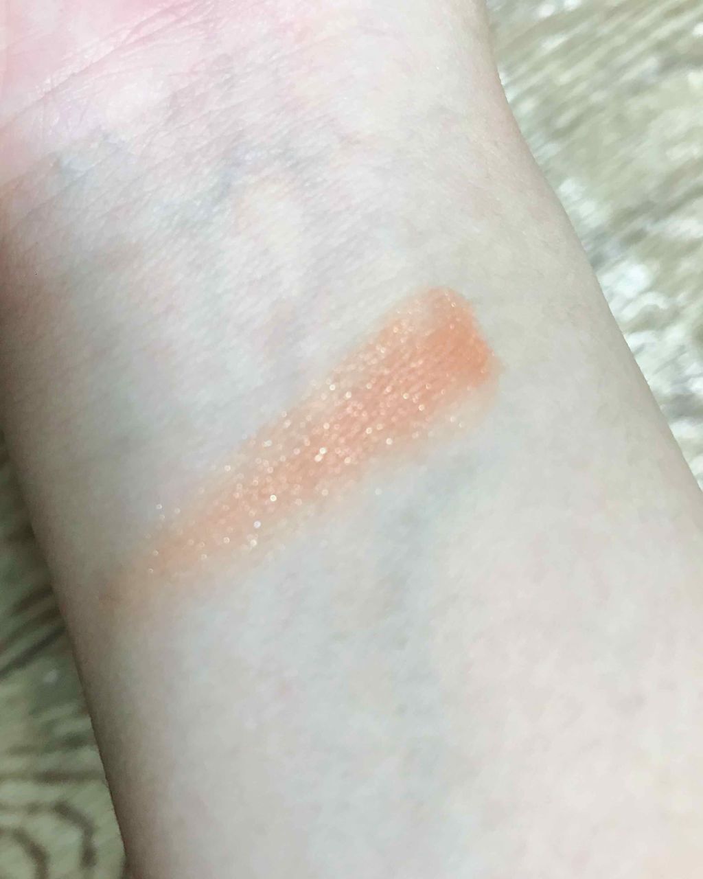 プリズム パウダーアイカラー/リンメル ロンドン/単色アイシャドウを使ったクチコミ(2枚目)