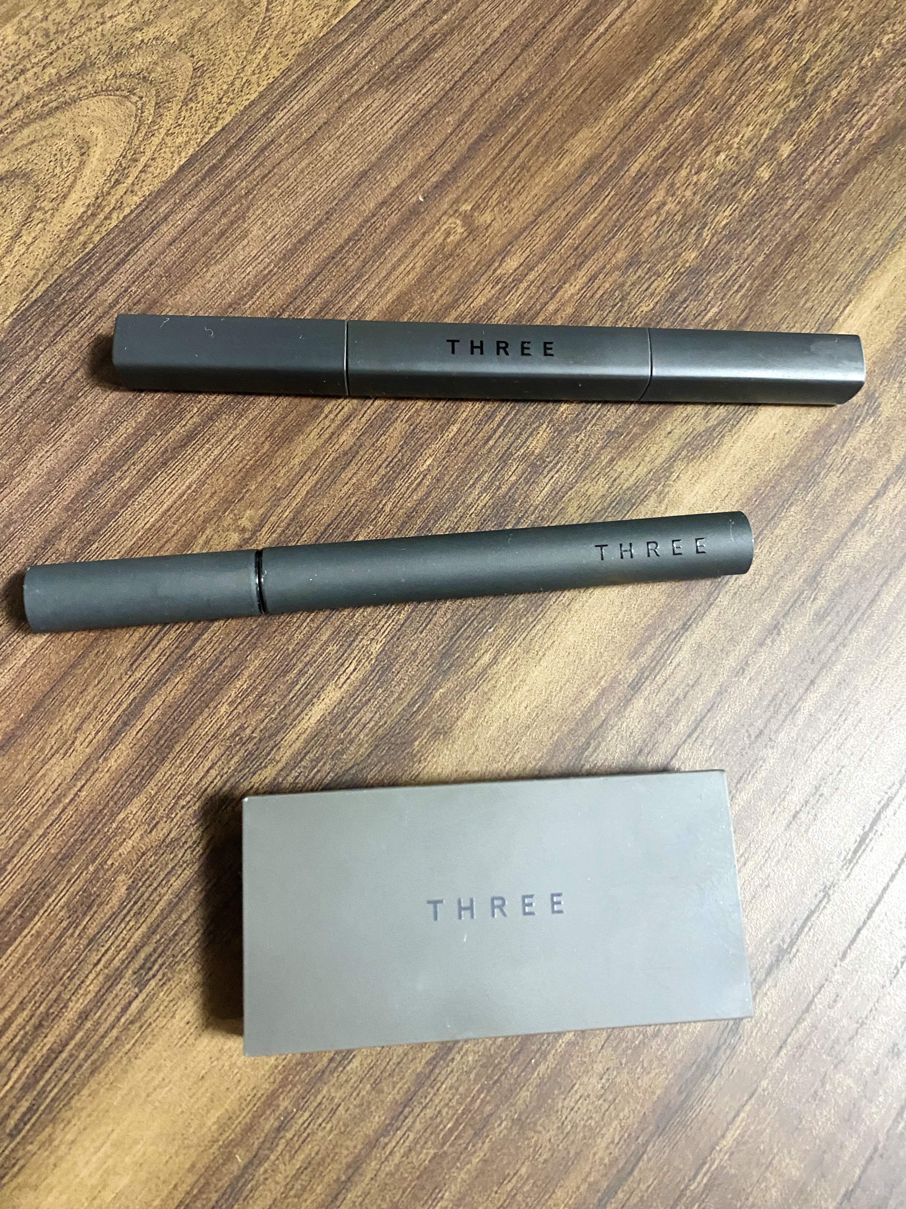 アドバンスドアイデンティティ ブラウシェーピングデュオ/THREE/パウダーアイブロウを使ったクチコミ（1枚目）