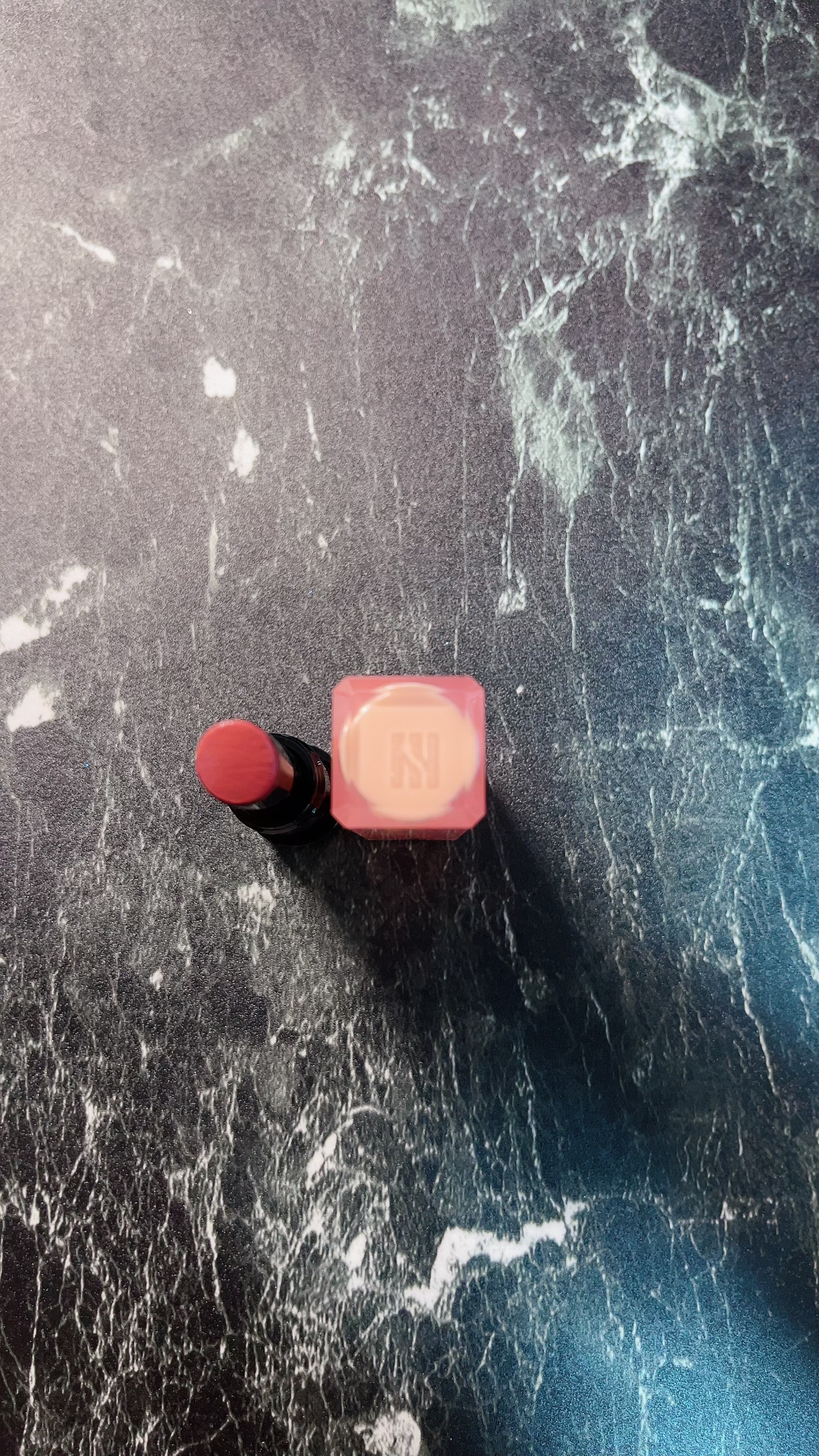 センシュアル ヌードバーム/HERA/リップバームを使ったクチコミ（2枚目）