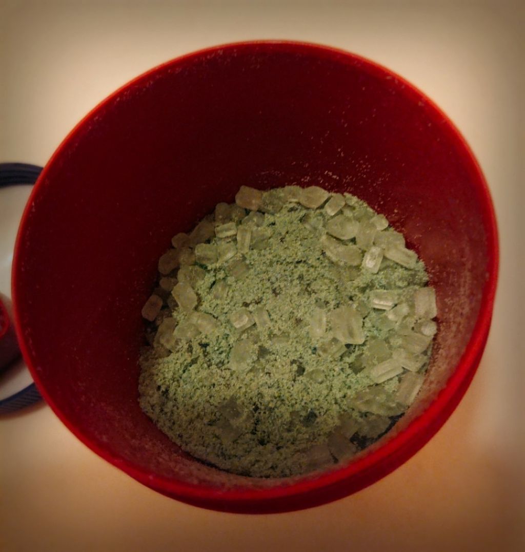 ミネラルバスパウダーオリジナル/イルコルポ/無機塩系入浴剤を使ったクチコミ（2枚目）