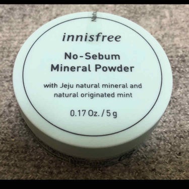 ノーセバム ミネラルパウダー/innisfree/ルースパウダーを使ったクチコミ（1枚目）