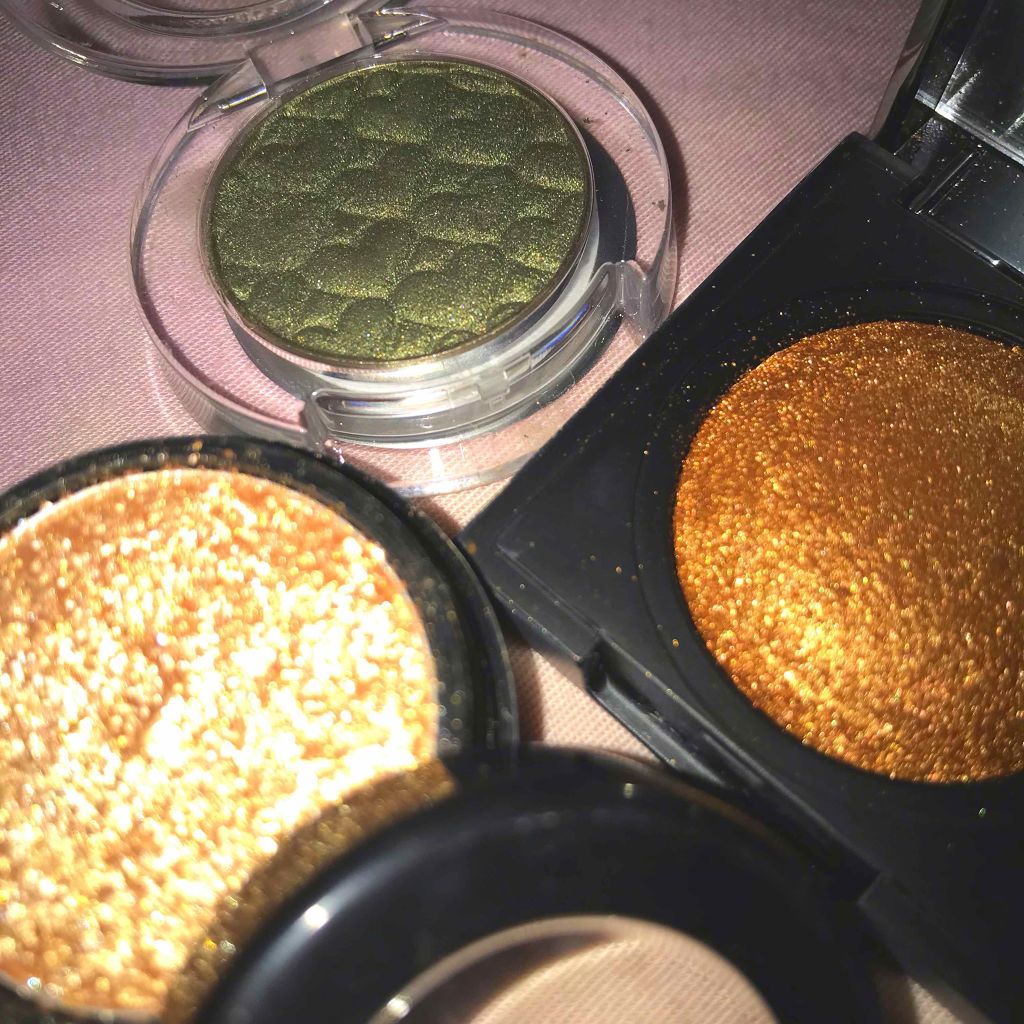 プリズム エアー シャドウ/CLIO/単色アイシャドウを使ったクチコミ（2枚目）