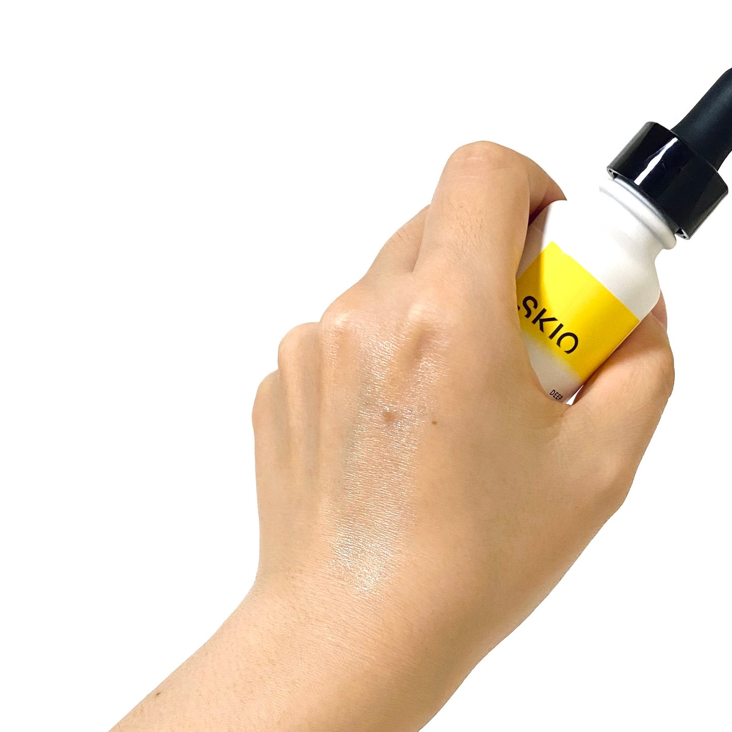 スキオVCホワイトピールセラム/SKIO/美容液を使ったクチコミ(5枚目)