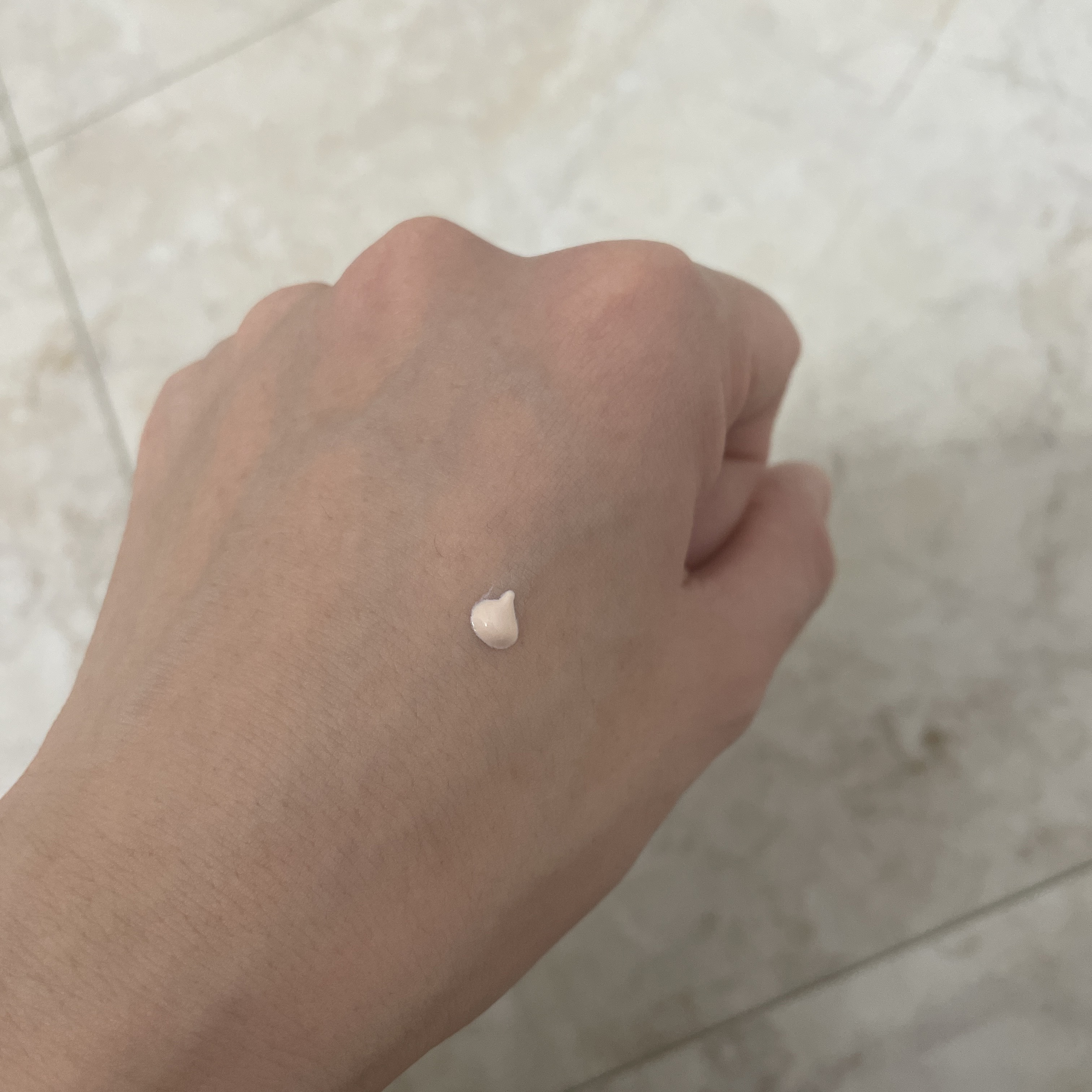 UVイデア XL プロテクショントーンアップ ローズ/ラ ロッシュ ポゼ/日焼け止めクリームを使ったクチコミ（2枚目）