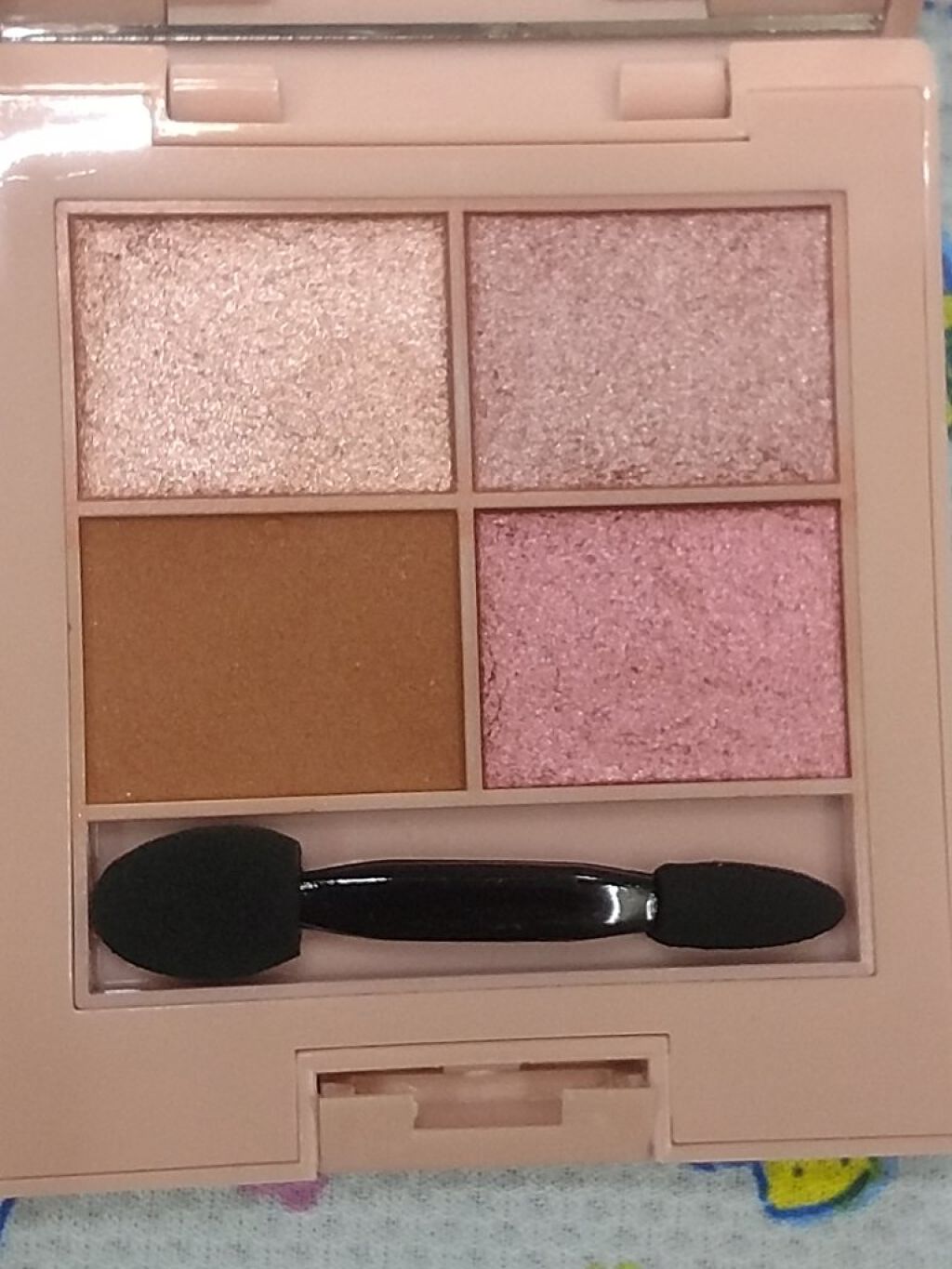 イロアソビ 4色アイパレット/iroasobi/アイシャドウパレットを使ったクチコミ（2枚目）