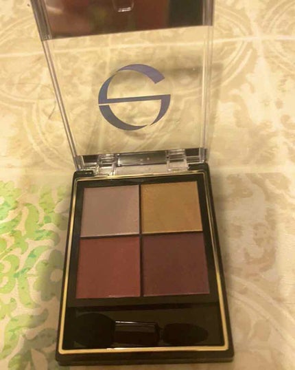 リアルクローズシャドウ/excel/アイシャドウパレットを使ったクチコミ(2枚目)