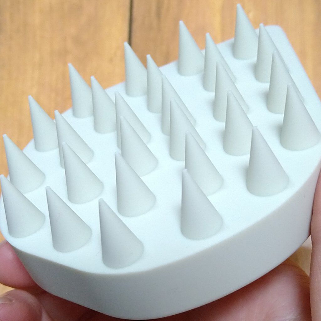 リラクシングマッサージブラシ/エトヴォス/スカルプブラシを使ったクチコミ（2枚目）