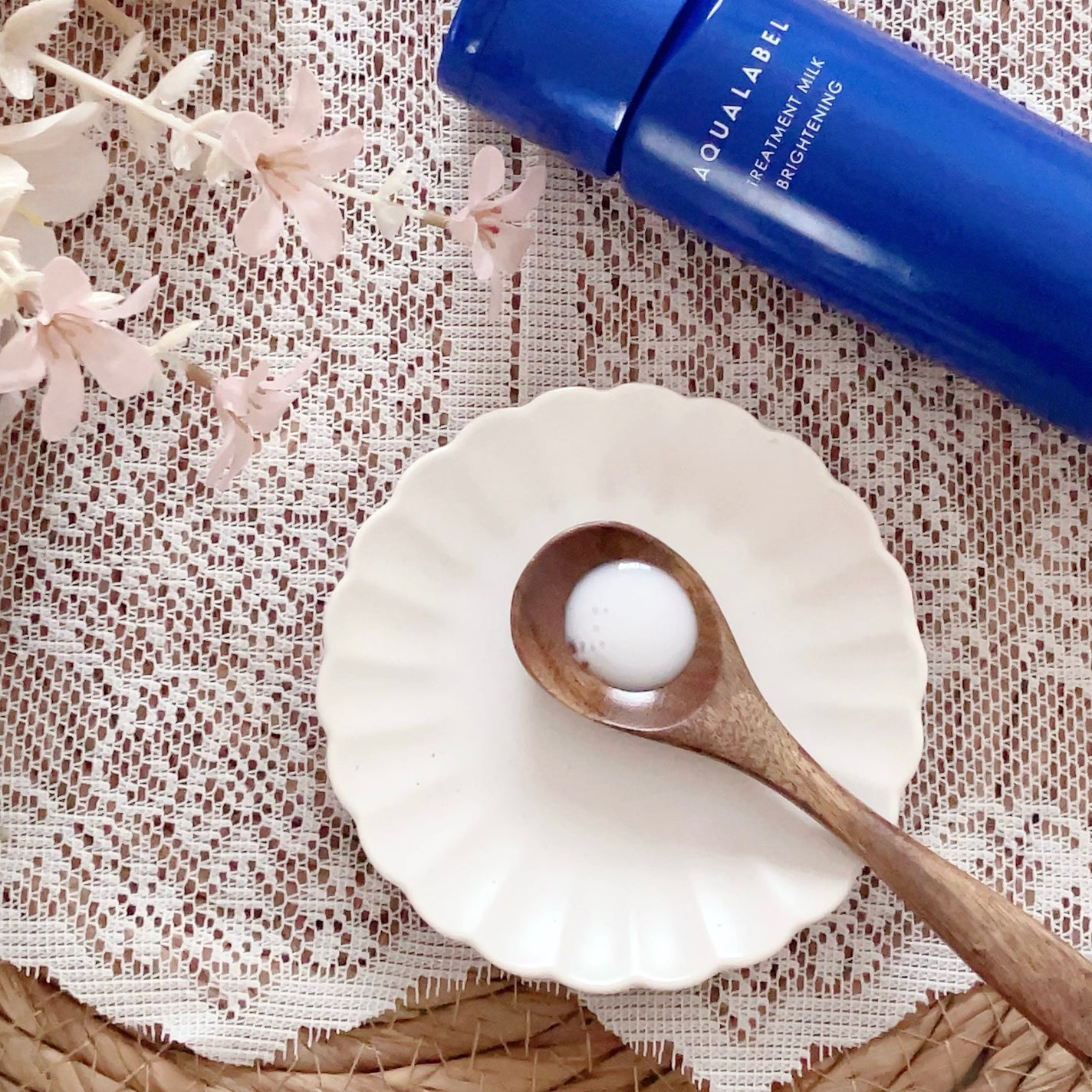 トリートメントミルク(ブライトニング) しっとり/アクアレーベル/乳液を使ったクチコミ(3枚目)