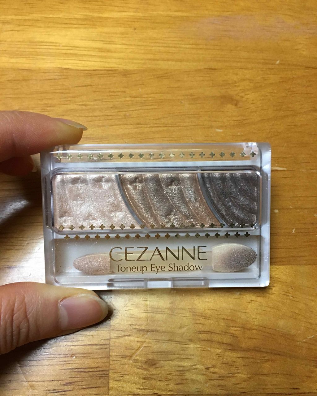 トーンアップアイシャドウ/CEZANNE/アイシャドウパレットを使ったクチコミ(1枚目)
